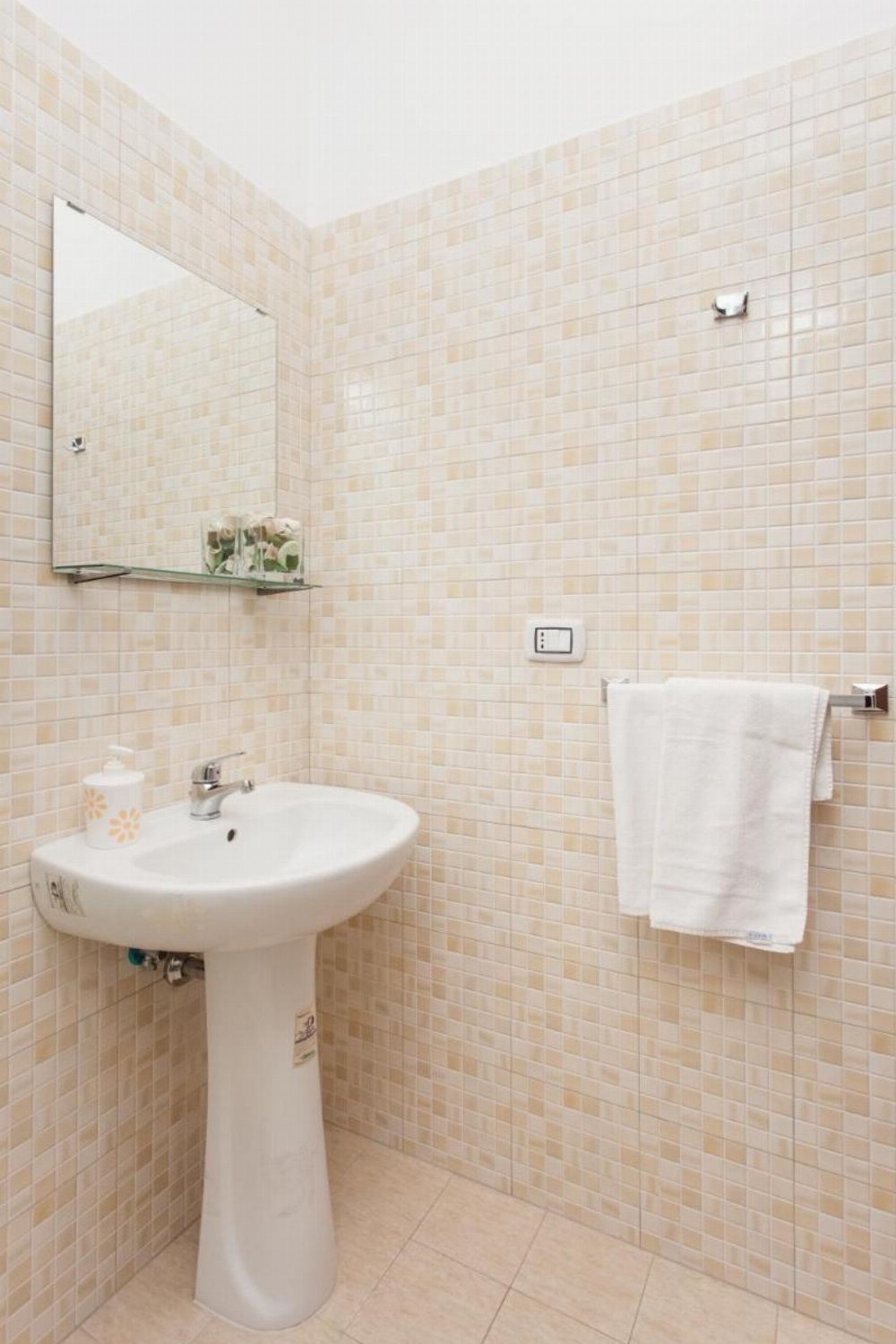Meltin' Rome Guest House Image 12